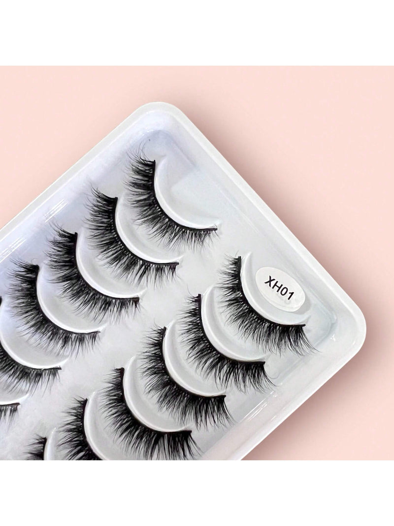 Cartela com 10 Pares de Cílios Postiços Efeito Natural - 5 Modelos